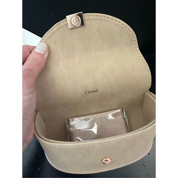 Chloe sunglasses case - Picture 3 of 3